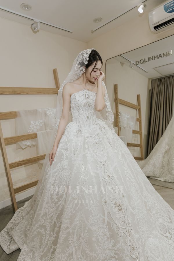 Wedding gown by DoLinhAnh Bridal