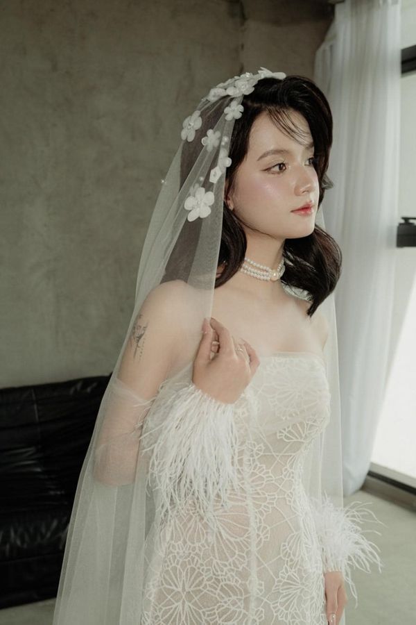 The Moc Chau 3D flower long wedding veil — photo 2